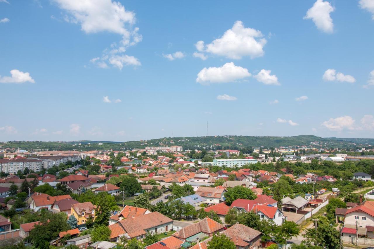 Ferienwohnung Grand Hill Flats Oradea Exterior foto