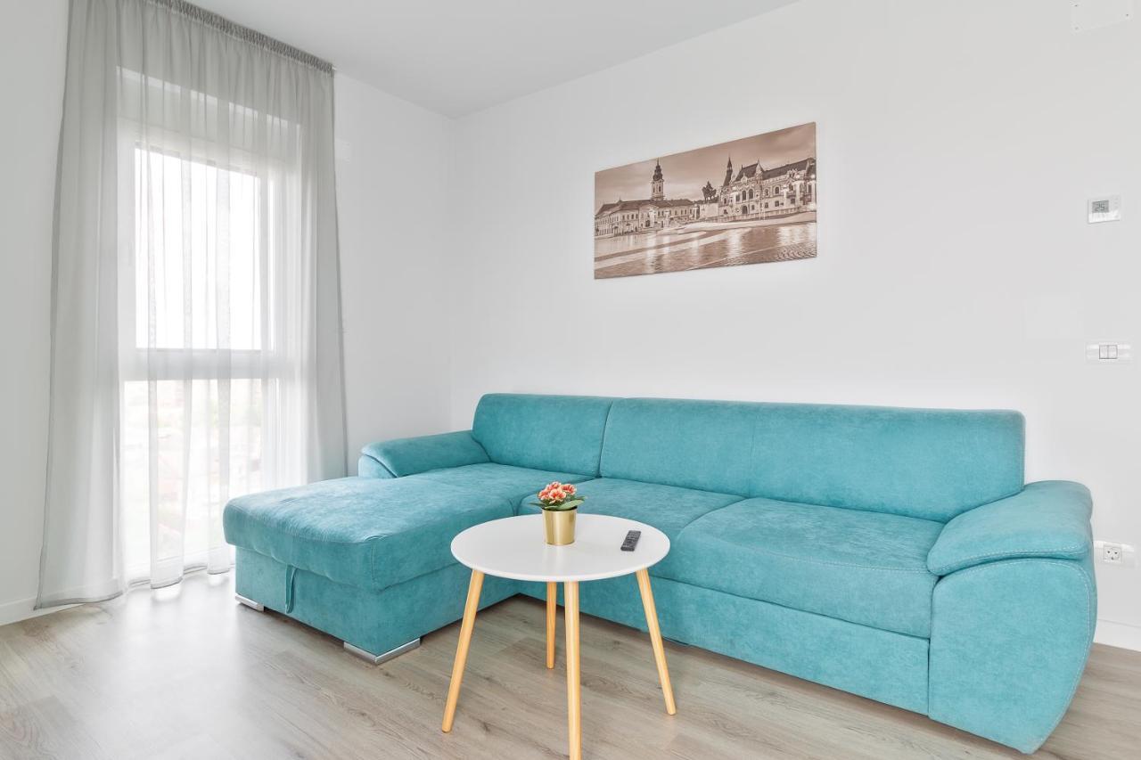 Ferienwohnung Grand Hill Flats Oradea Exterior foto
