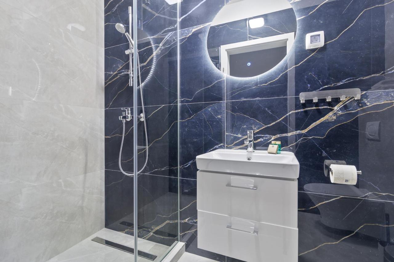 Ferienwohnung Grand Hill Flats Oradea Exterior foto