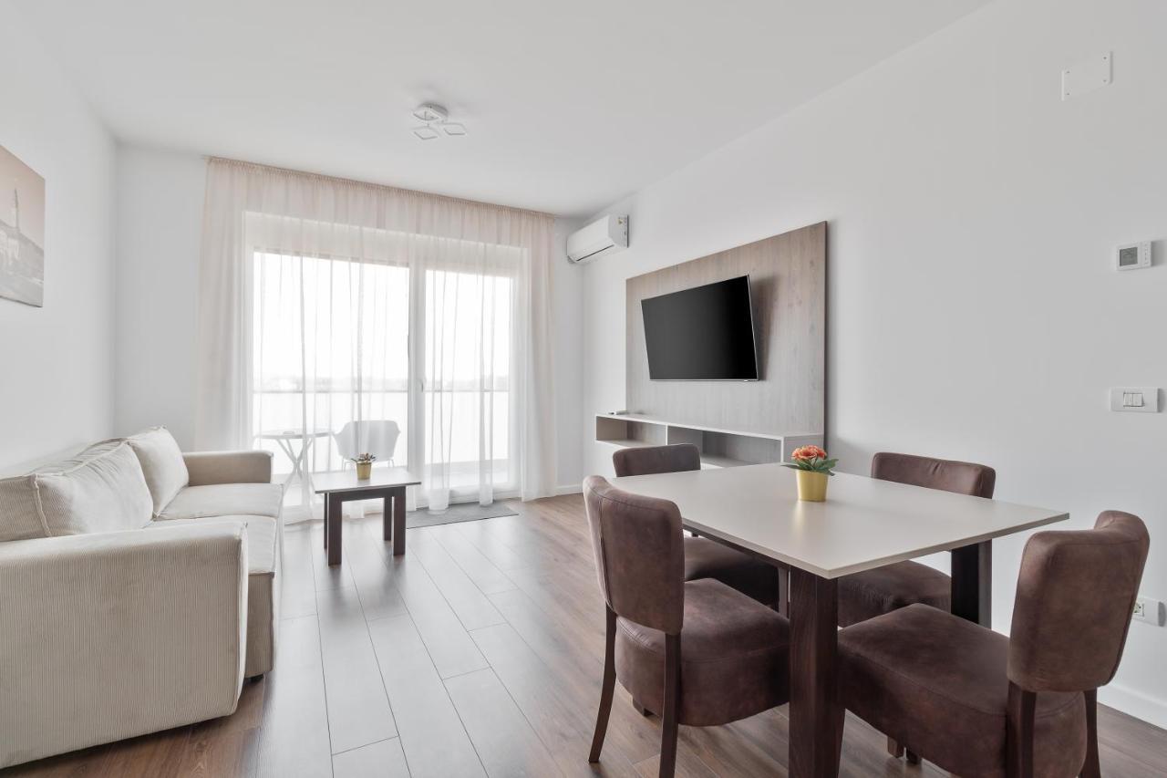 Ferienwohnung Grand Hill Flats Oradea Exterior foto