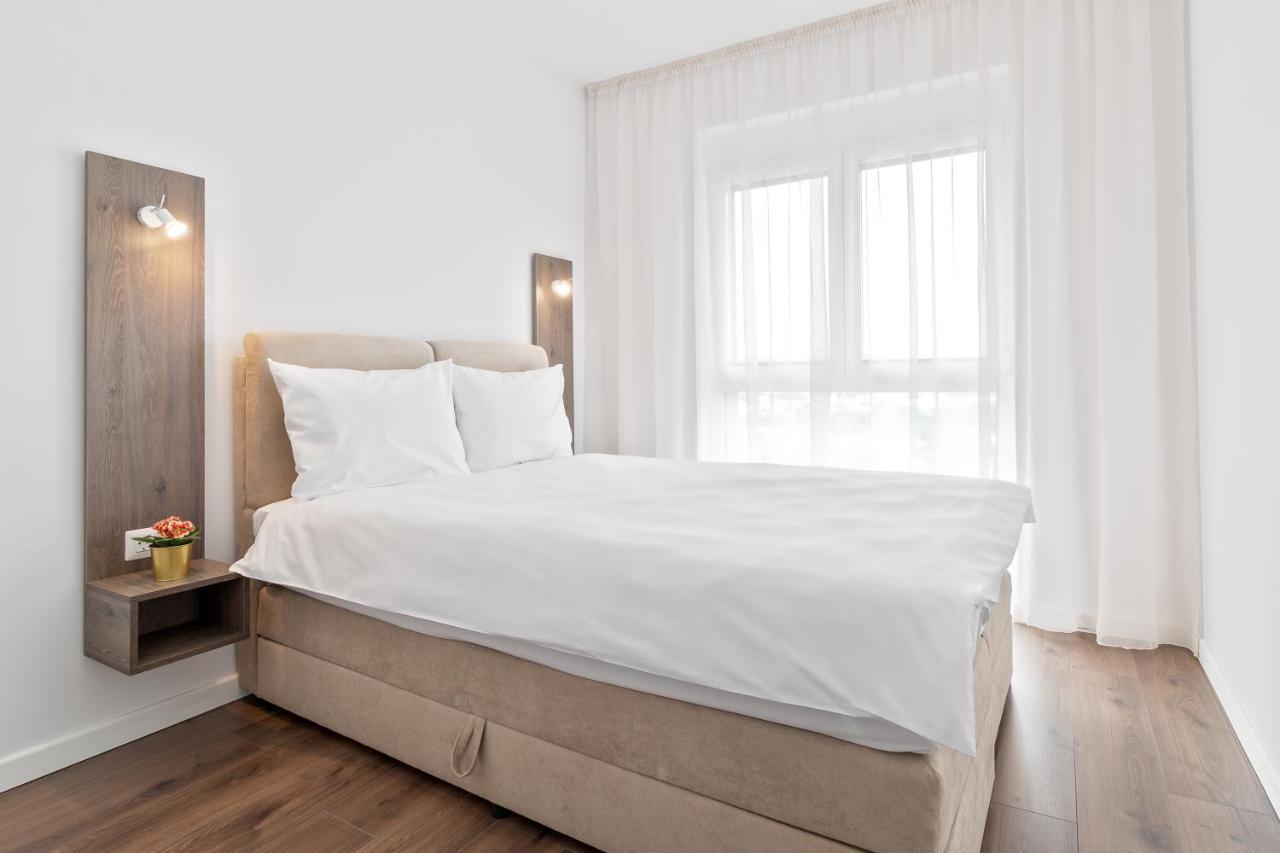 Ferienwohnung Grand Hill Flats Oradea Exterior foto
