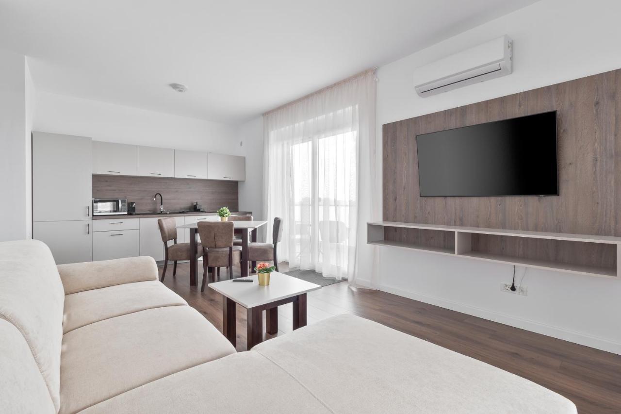 Ferienwohnung Grand Hill Flats Oradea Exterior foto
