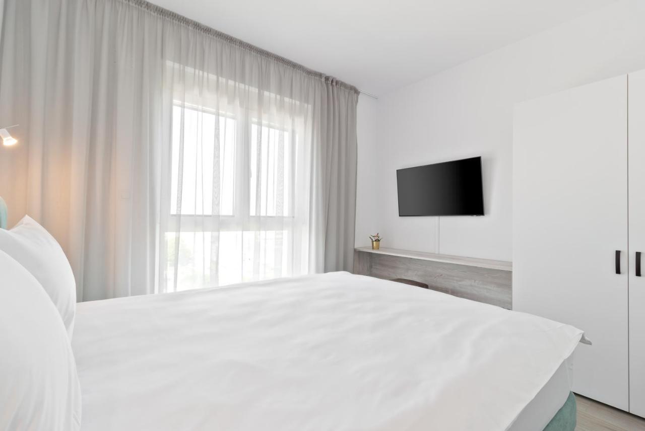 Ferienwohnung Grand Hill Flats Oradea Exterior foto