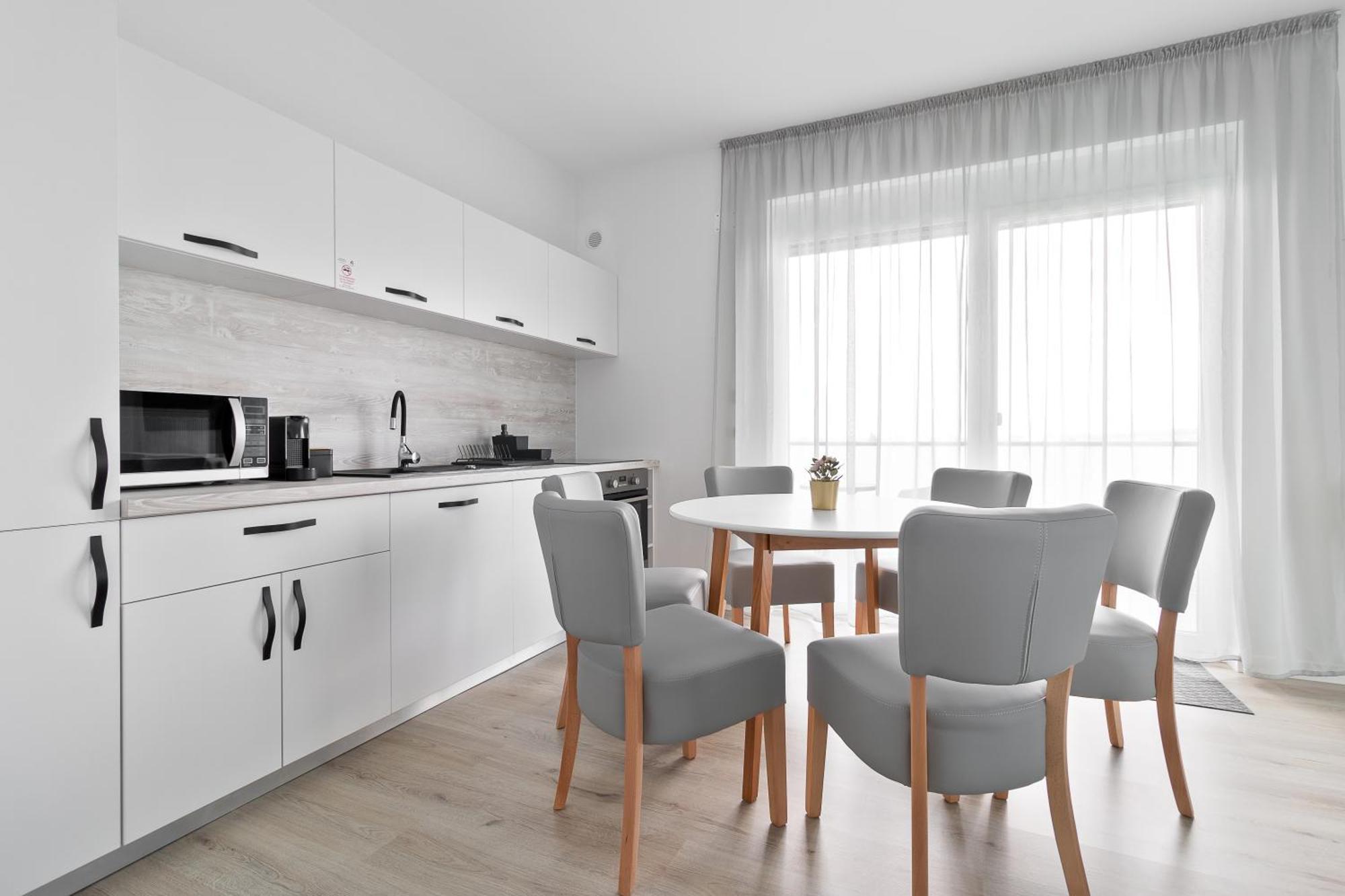 Ferienwohnung Grand Hill Flats Oradea Exterior foto