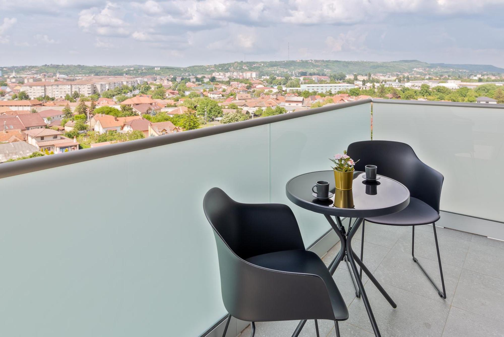 Ferienwohnung Grand Hill Flats Oradea Exterior foto